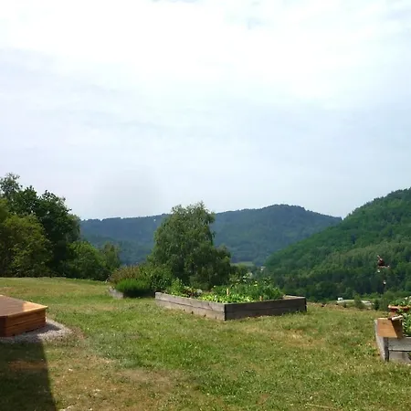 De Jasmelie En Pleine Nature 2a 8 Personnes *